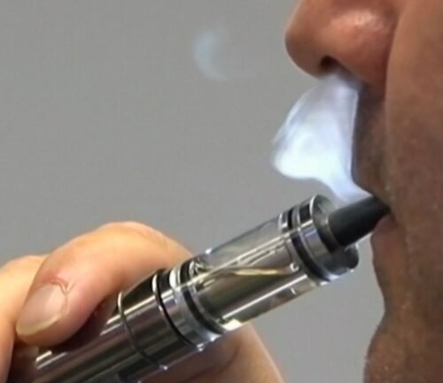 Defying the Ban: Quebec’s Persistent Vape Culture