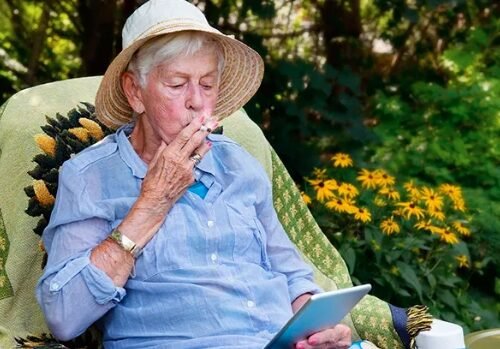 Older Patients Respond Favorably to Medical Cannabis: A Growing Trend