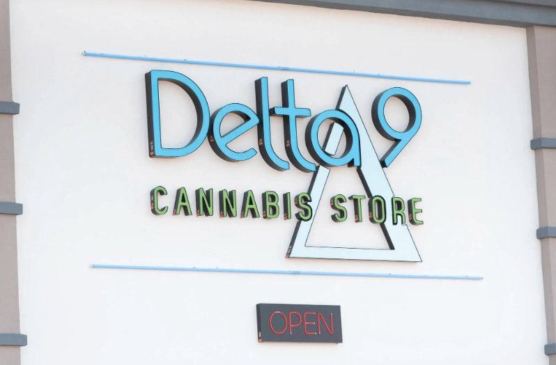 sndl delta 9 cannabis acquisition