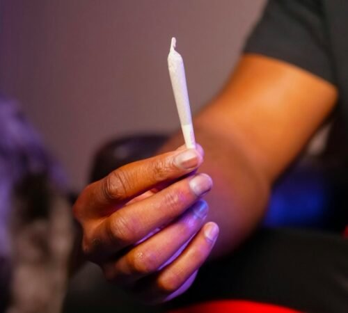 Metabolic Pathways Link Cannabis Use to Psychosis in Teens, Study Finds